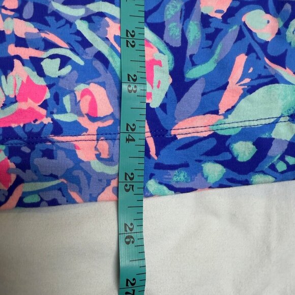 Lilly Pulitzer Jonah Popover – Royal Purple Party Wave – Size Large – EUC - Picture 12 of 12